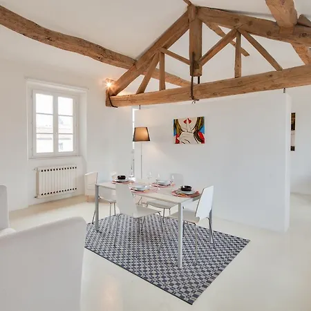 Loft Apartment Lucca 아파트