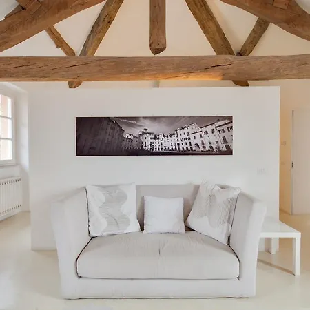 아파트 Loft Apartment Lucca 루카