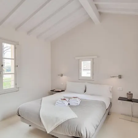 Loft Apartment Lucca 아파트 루카