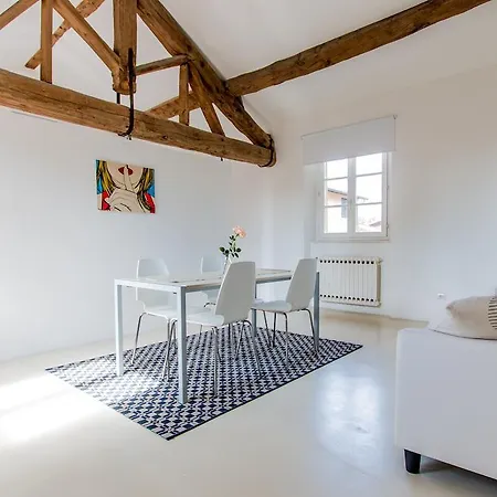 Loft Apartment Lucca 아파트 루카