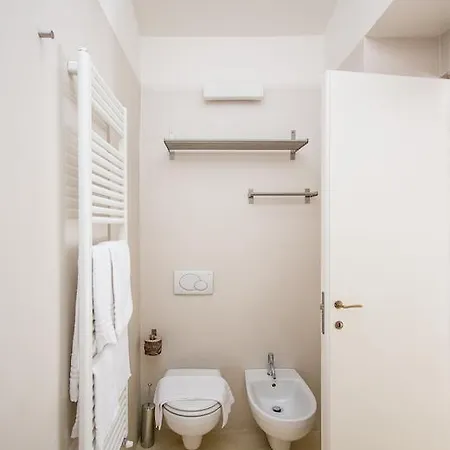 Loft Apartment Lucca 루카